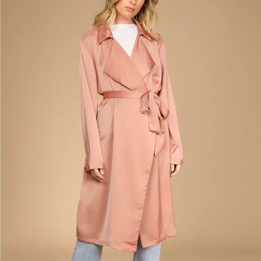 Being Chic Blush Satin Duster